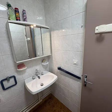 Apartmán T2 Pres De La Avec Parking A - Fr-1-388-246